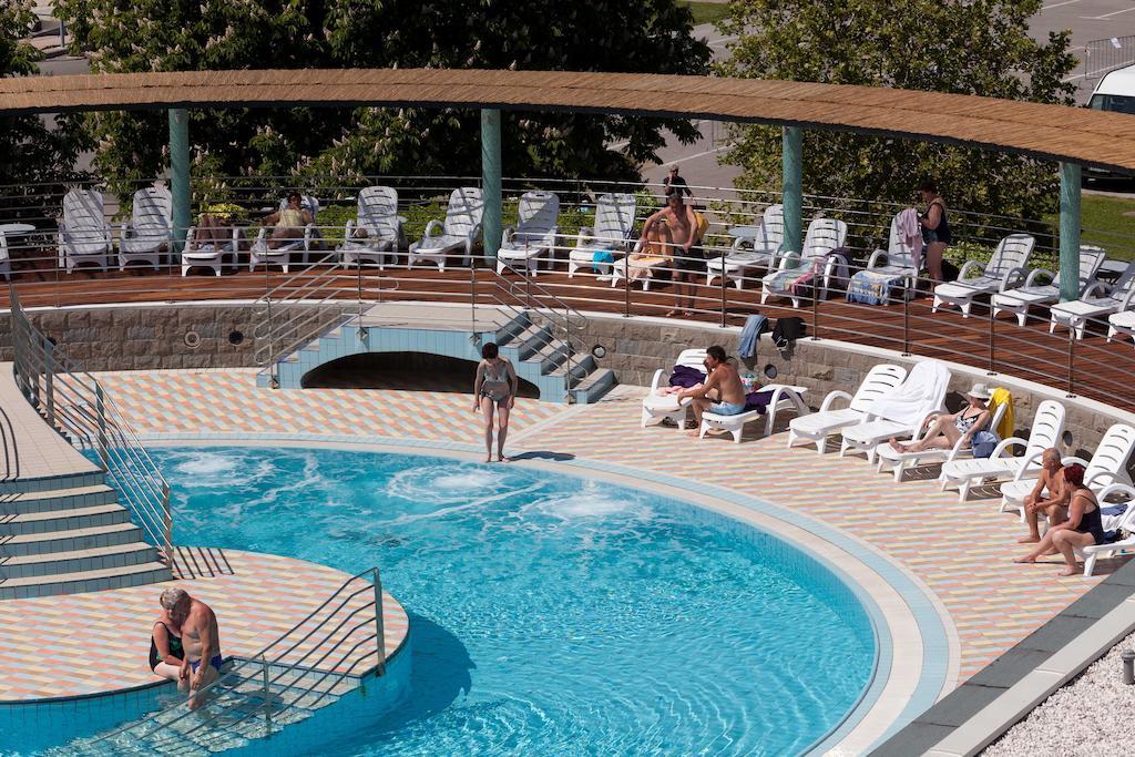 Hotel Delfin Izola Exterior foto